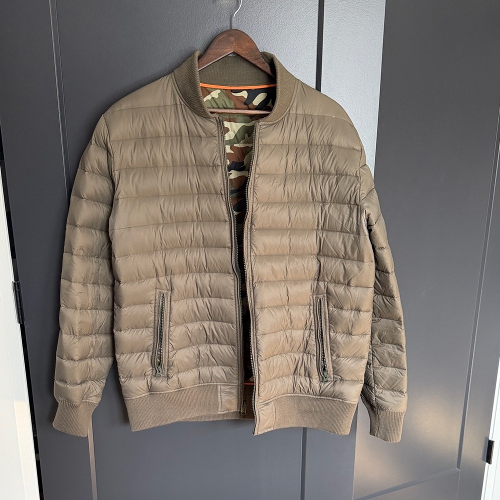 Men's Army Green Quilted Jacket with Camo Liner